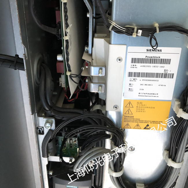 西門子變頻器維修 變頻器上錯(cuò)電炸機(jī)快速修理 當(dāng)天修好