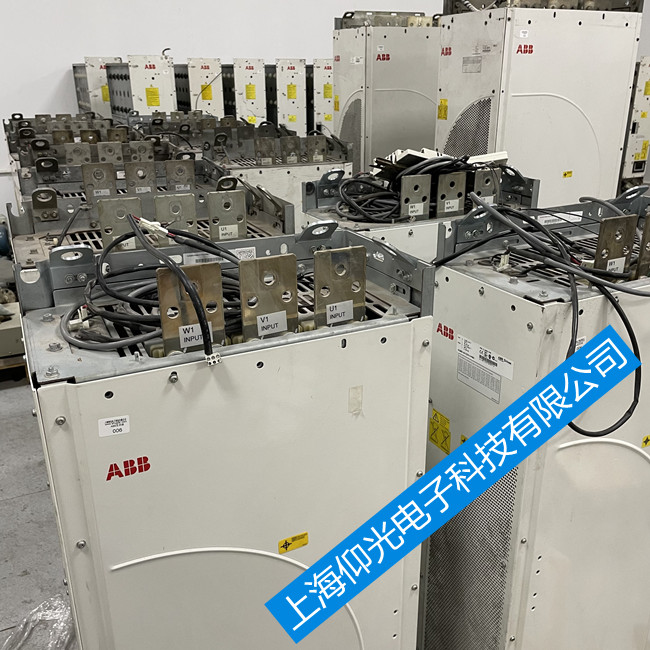 ABB變頻器技術(shù)維修ACS800-17-0870-7報(bào)警顯示FF37/FF36維修