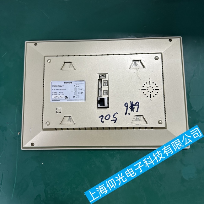 西門(mén)子數(shù)字型室內(nèi)控制單元觸摸屏5WG1580-2EB02無(wú)法正常工作故障維修哪里有