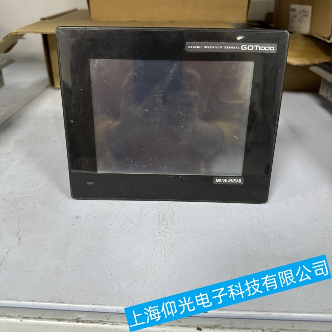 廣州三菱A970GOT-SBD觸摸屏無(wú)法正常進(jìn)入操作系統(tǒng)故障維修售后部